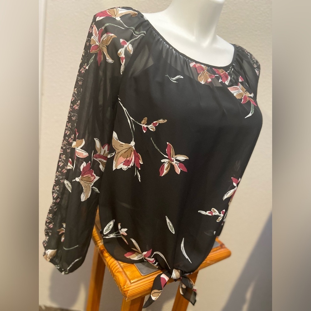 Apt. 9~Tank Top w/Floral Pattern~Overlay Top~Front Waist Tie~Long Sleeve~Size M